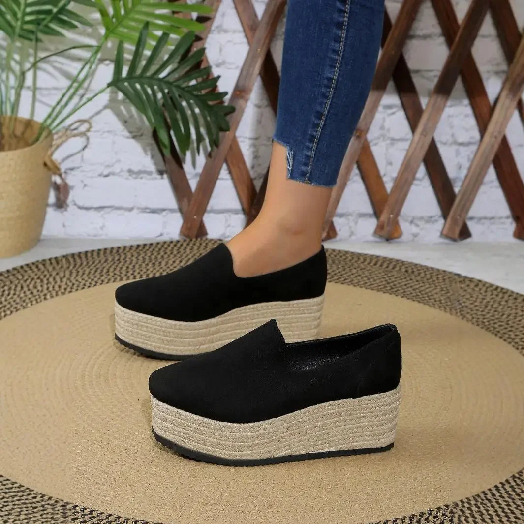 Ivy Manhattan | Unique Piece Platform