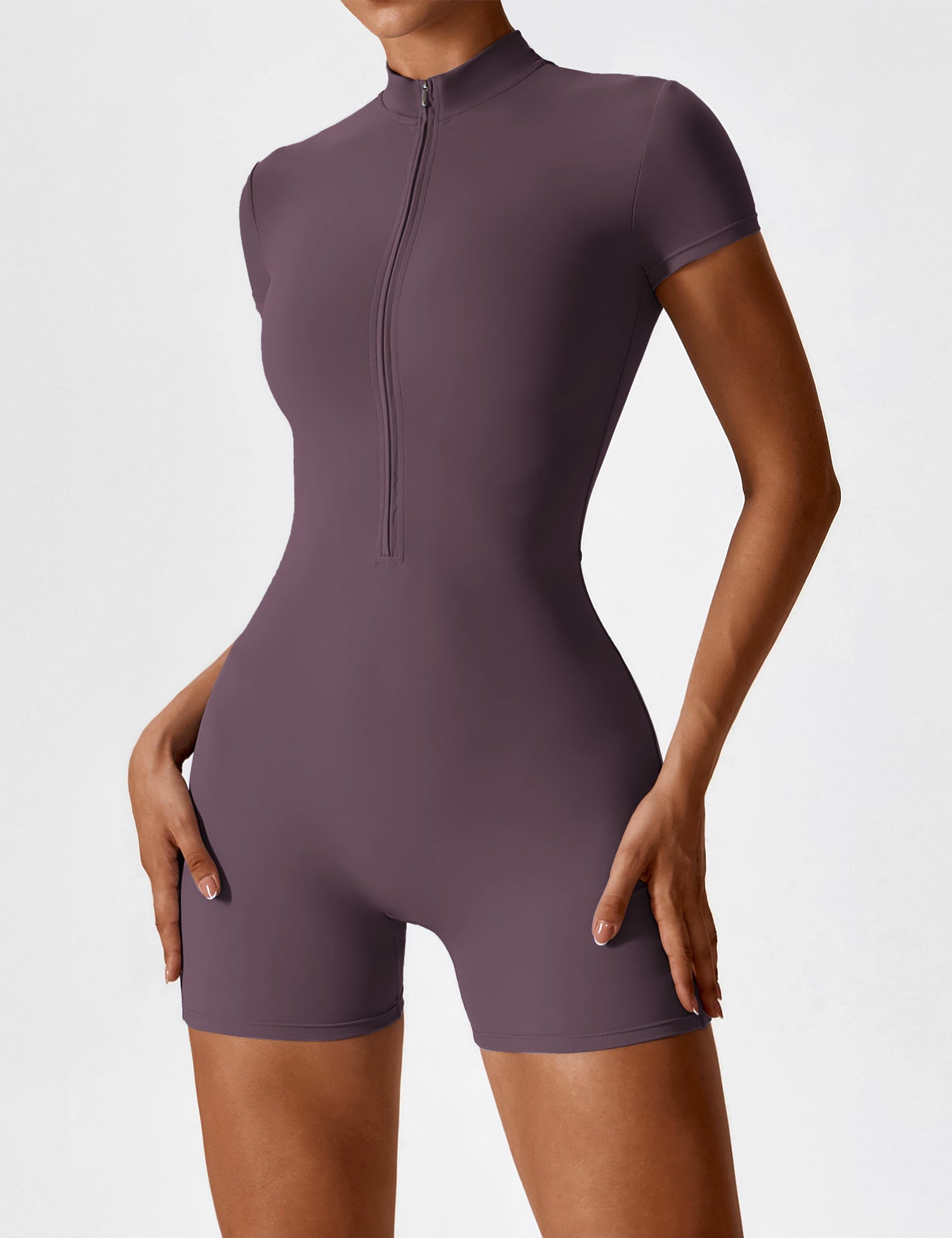 Velouré Short Sleeve Zipper Romper
