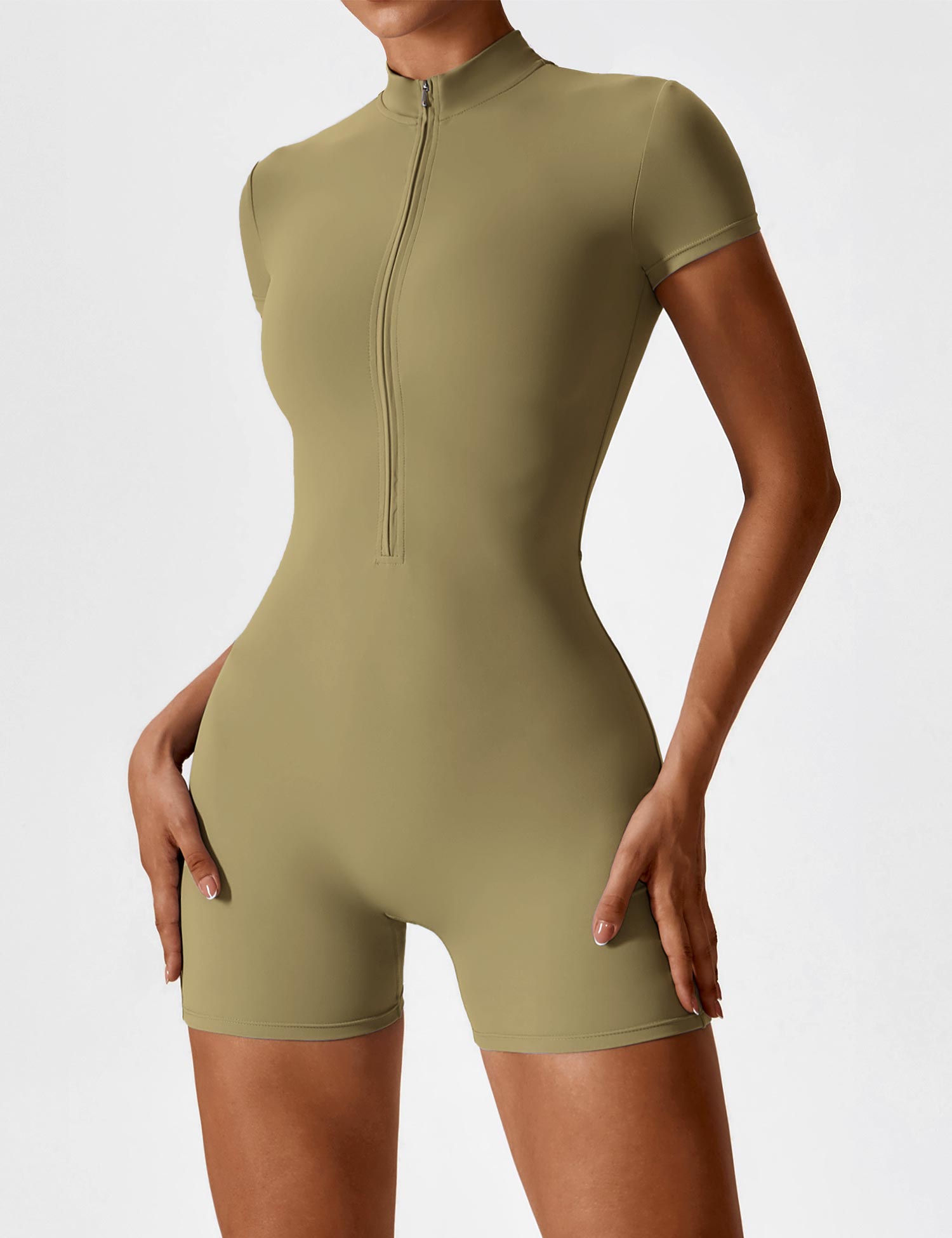 Velouré Short Sleeve Zipper Romper
