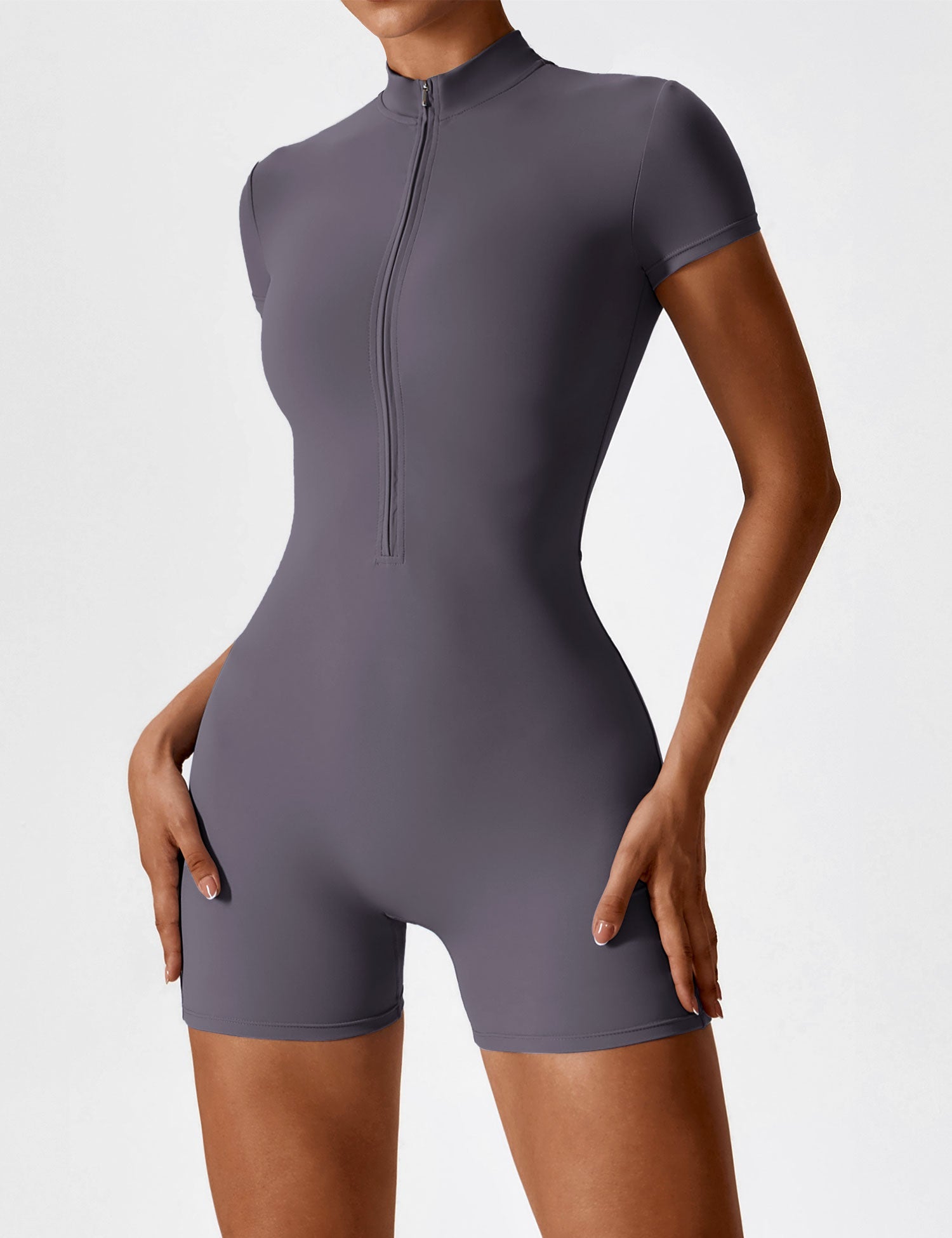 Velouré Short Sleeve Zipper Romper