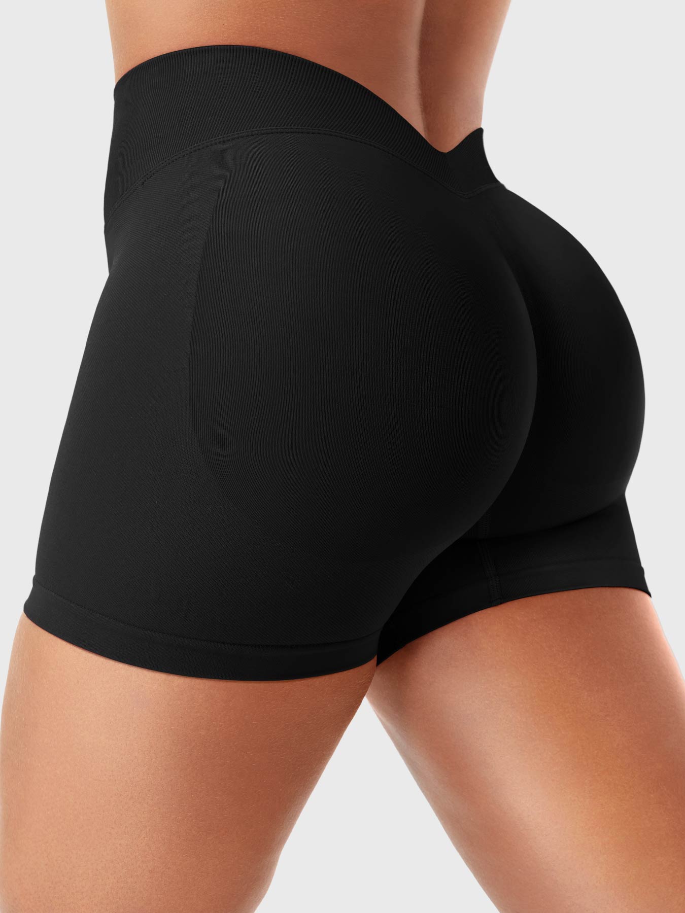 Velouré Graciy 3.6" SoftHue V-back Shorts