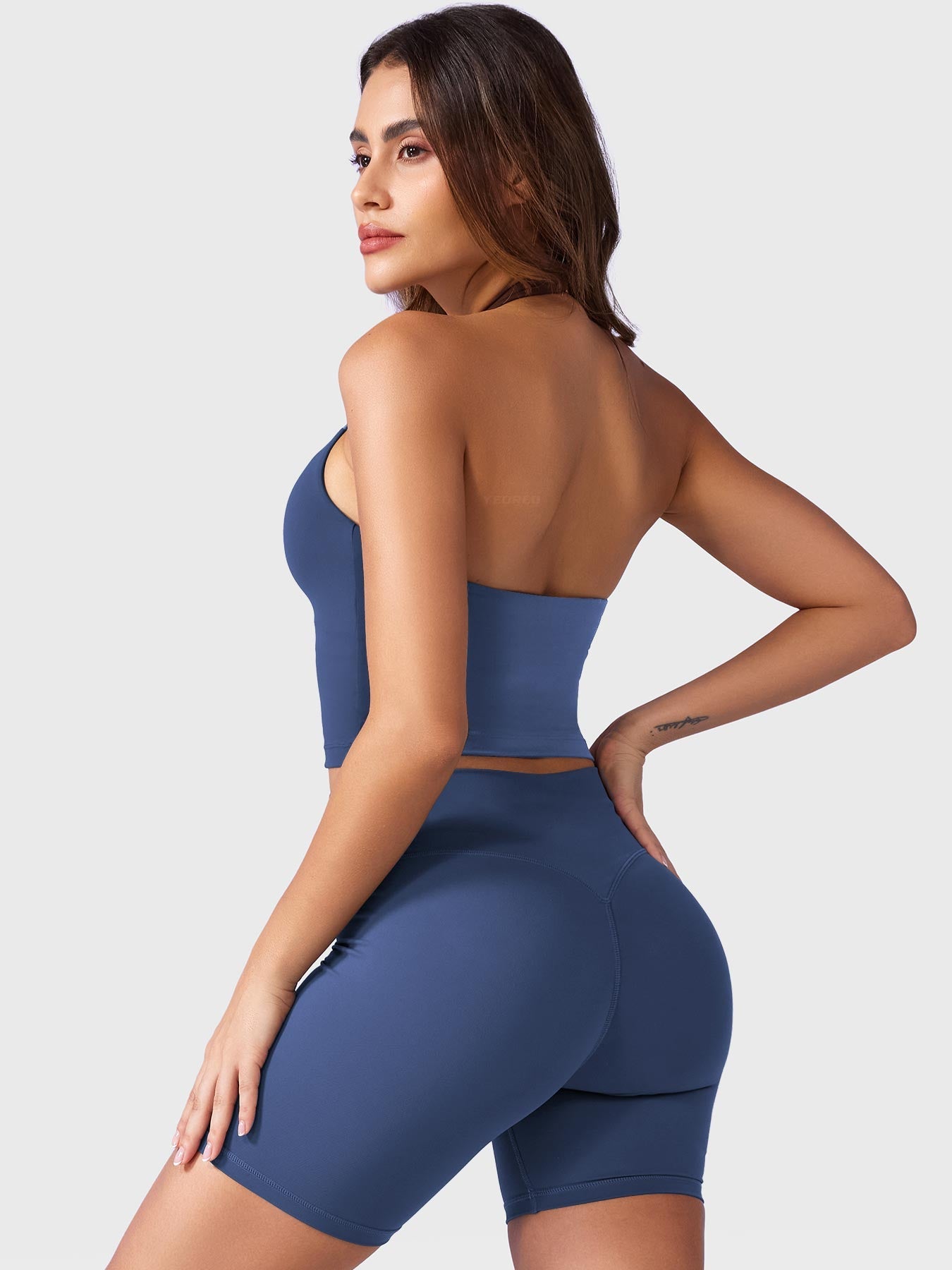 Velouré Hazel Halter Tank