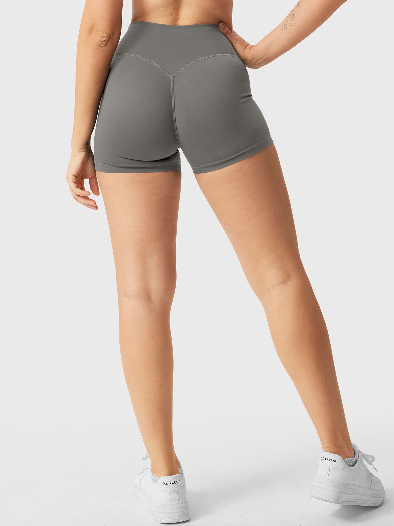 Velouré Elysina 2.5" Running Shorts