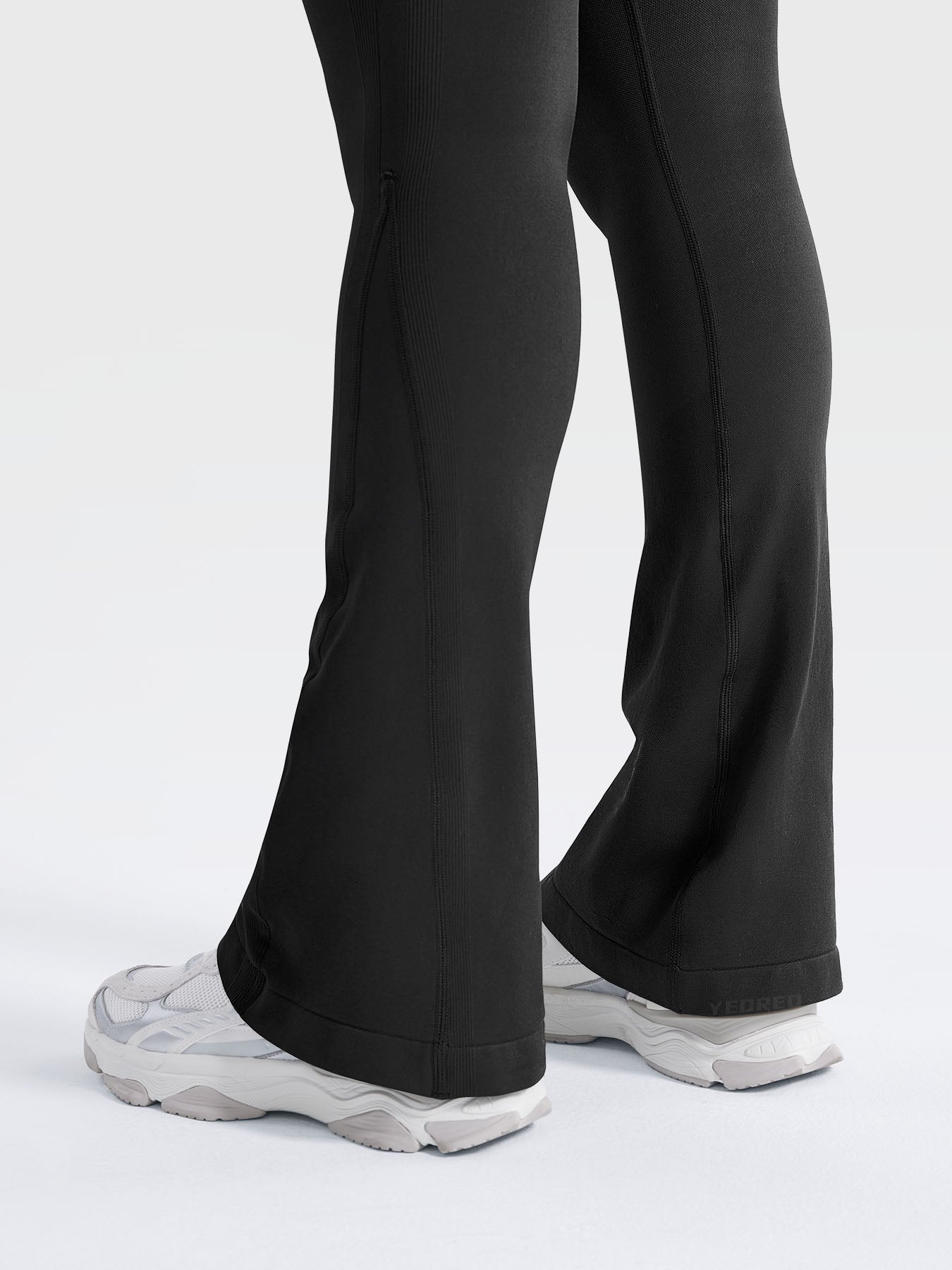 Velouré Lilliean 29.5" Mini Flare Leggings