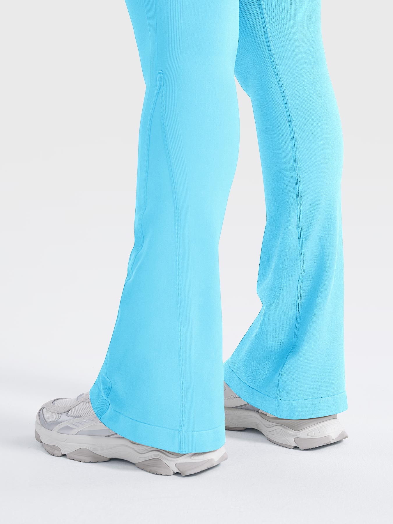 Velouré Lilliean 29.5" Mini Flare Leggings