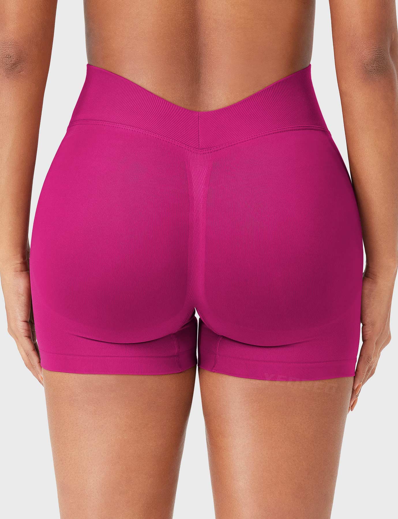 Velouré SoftHue 3.6" V-back Seamless Shorts
