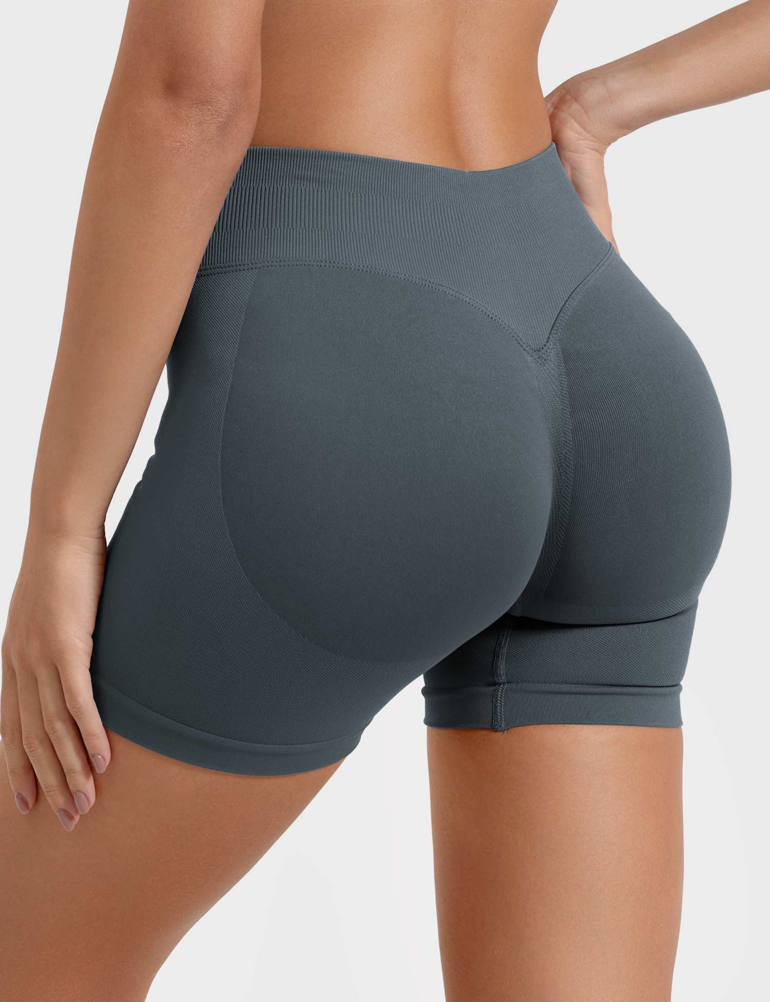 Velouré Eileen 4.5" SoftHue Shorts