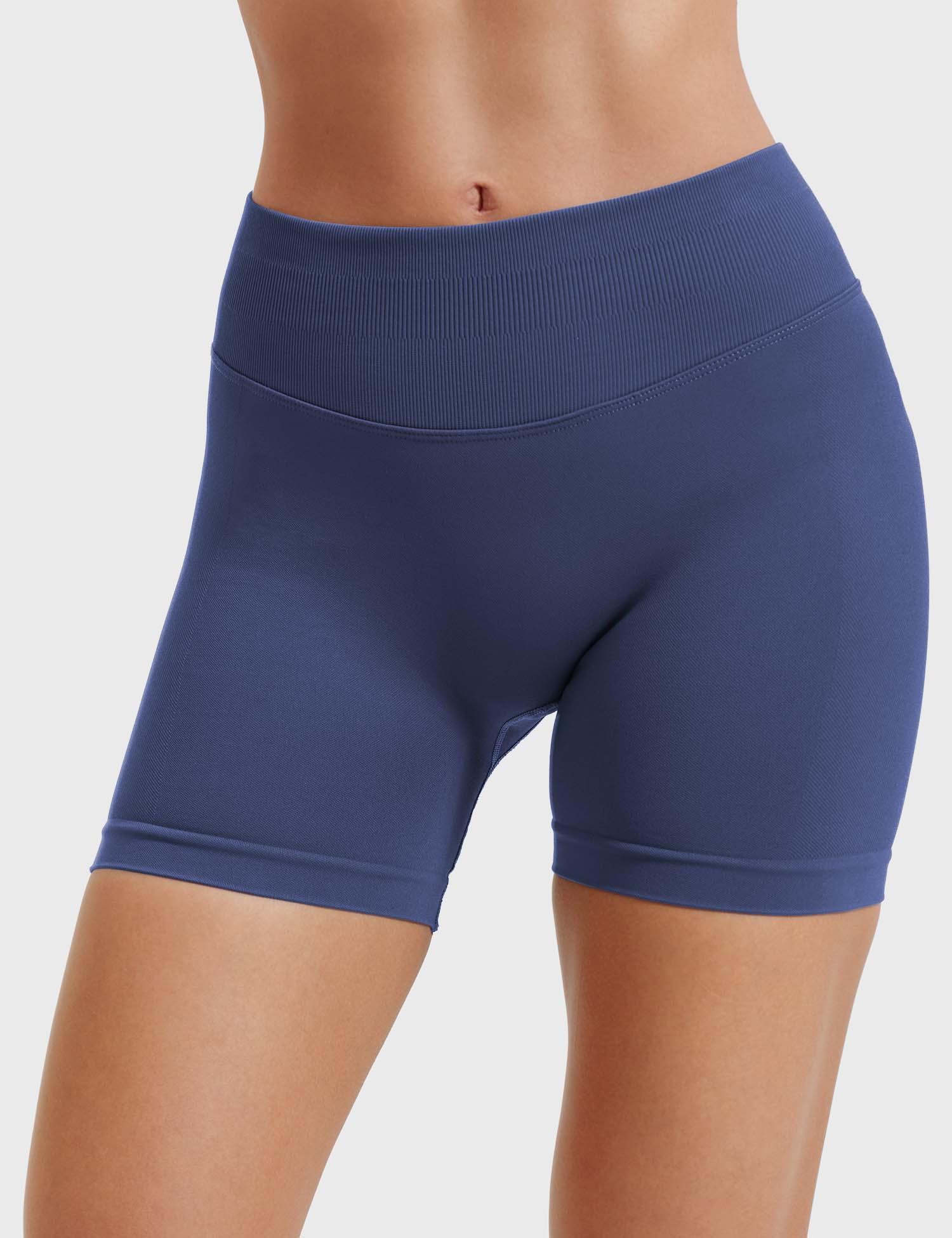 Velouré Eileen 4.5" SoftHue Shorts