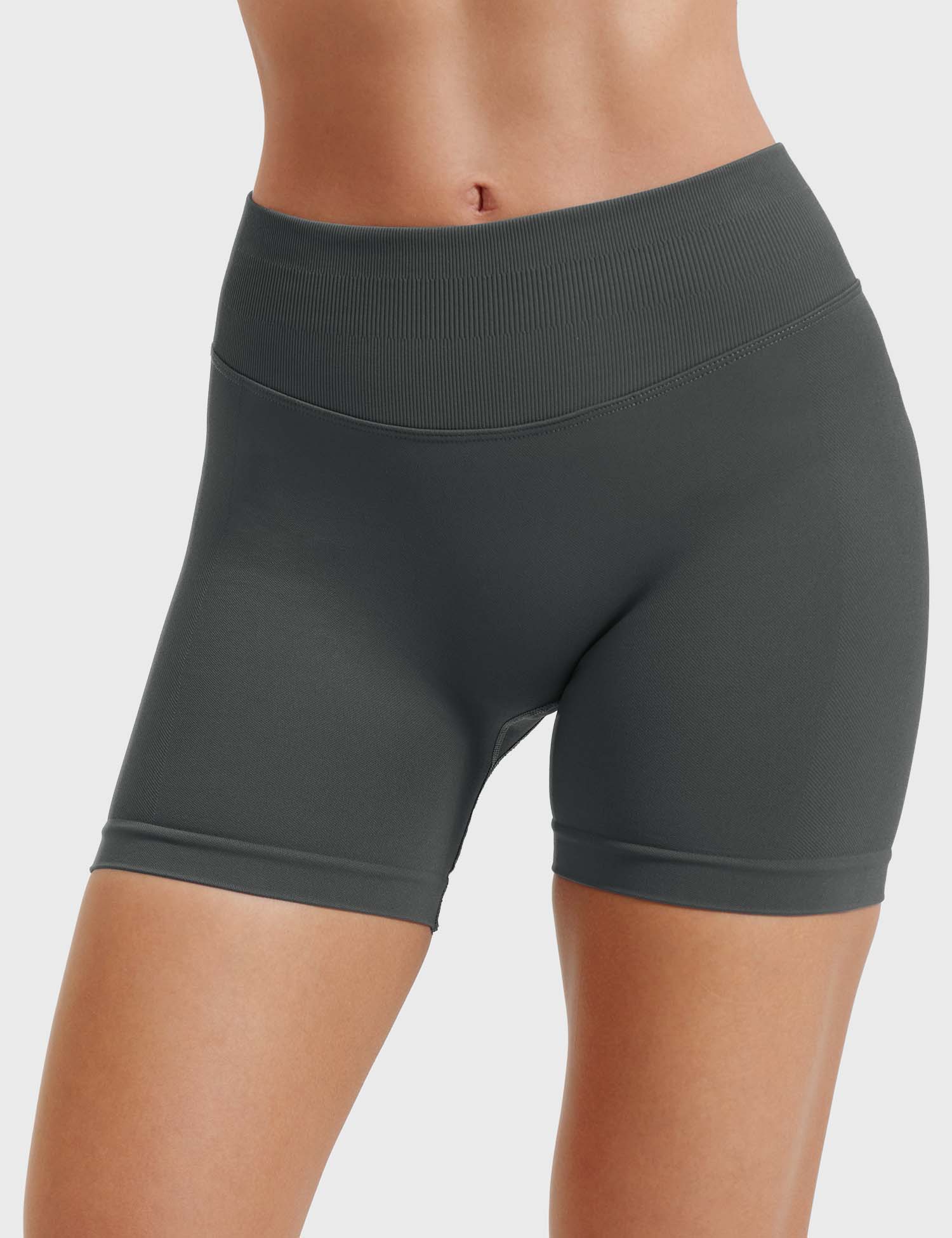Velouré Eileen 4.5" SoftHue Shorts