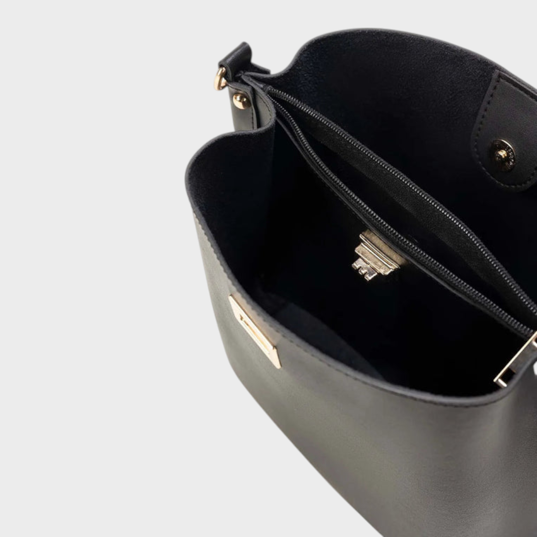 Quennie | Black Bucket Bag