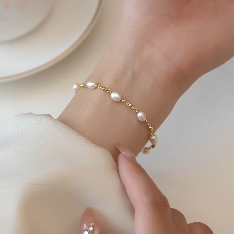 Baroque Pearl Strand Bracelet