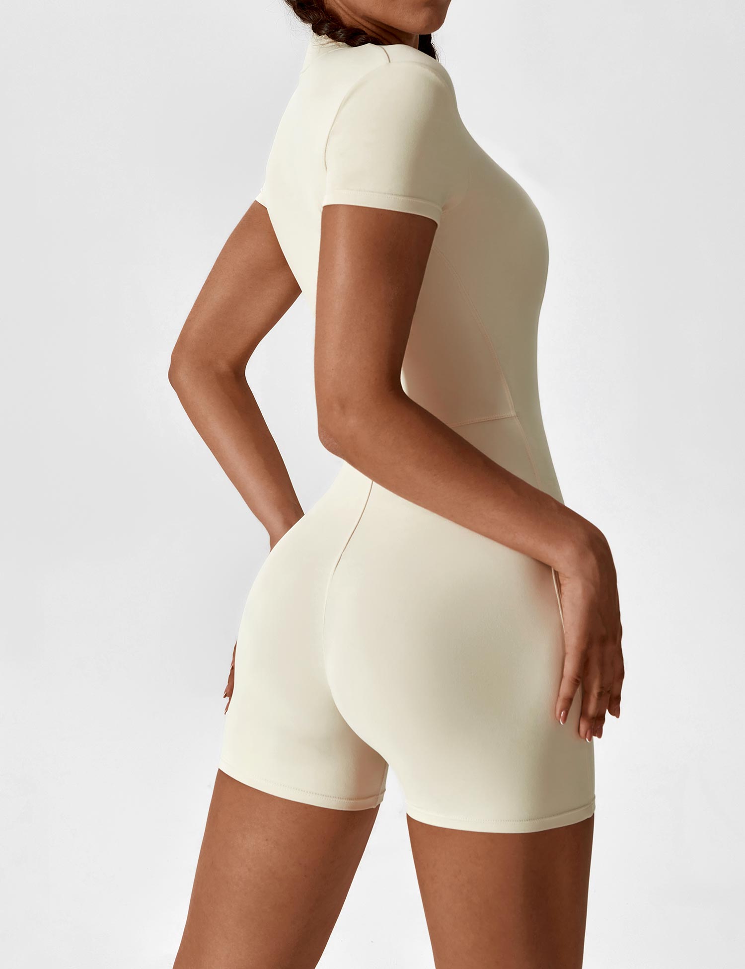 Velouré Short Sleeve Zipper Romper