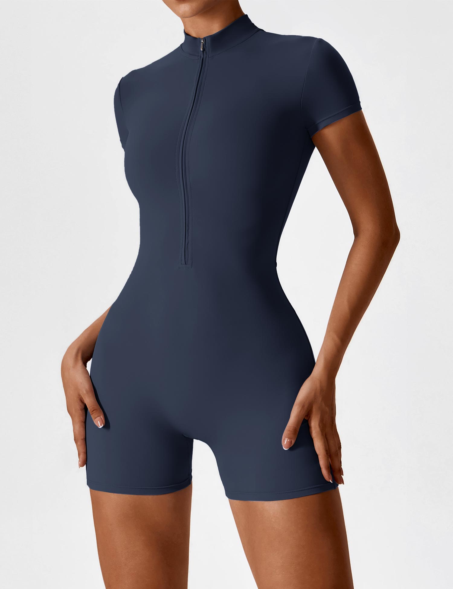 Velouré Short Sleeve Zipper Romper