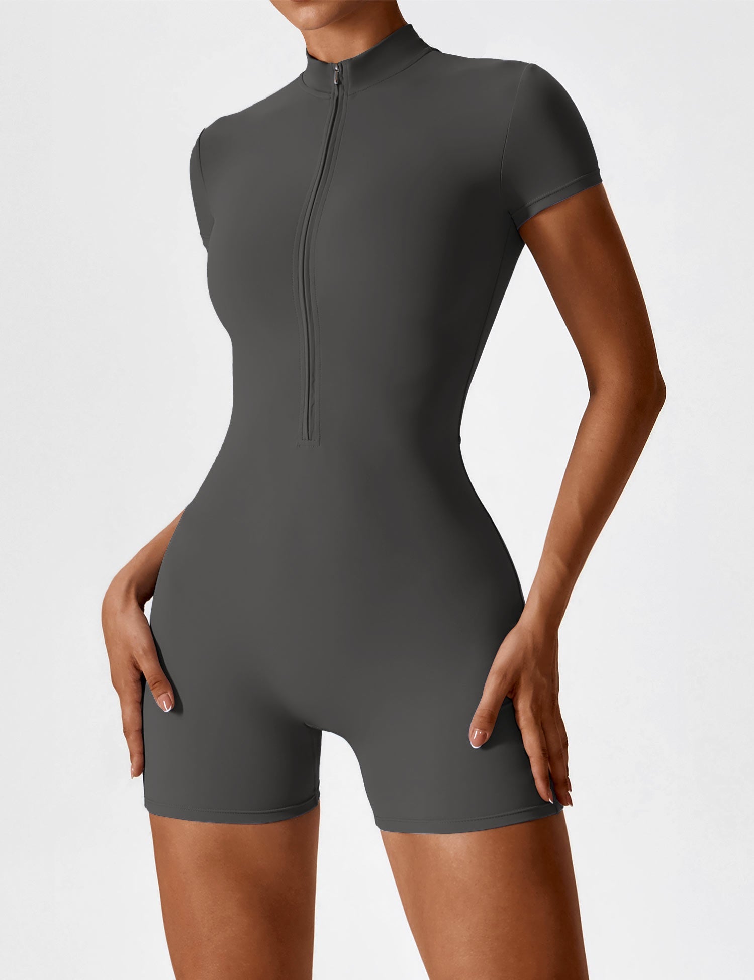 Velouré Short Sleeve Zipper Romper