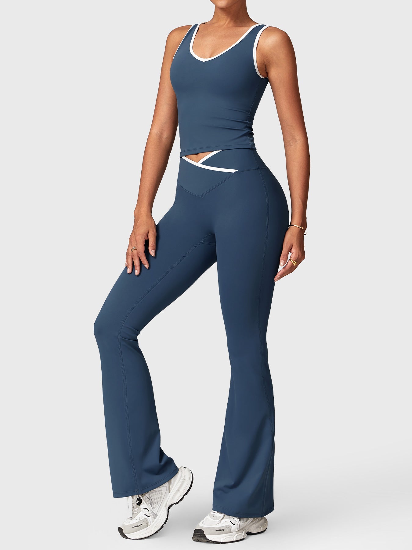 Velouré Alberta Contrast Trim Sports Set