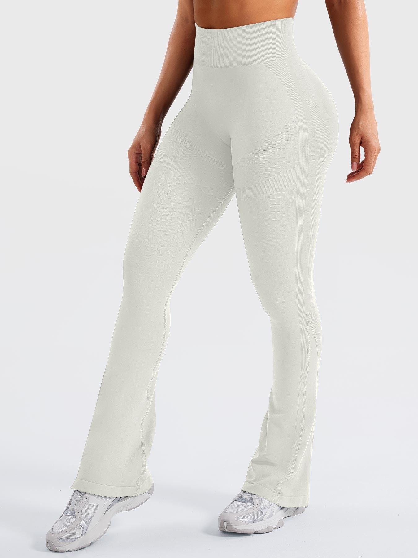 Velouré Lilliean 29.5" Mini Flare Leggings