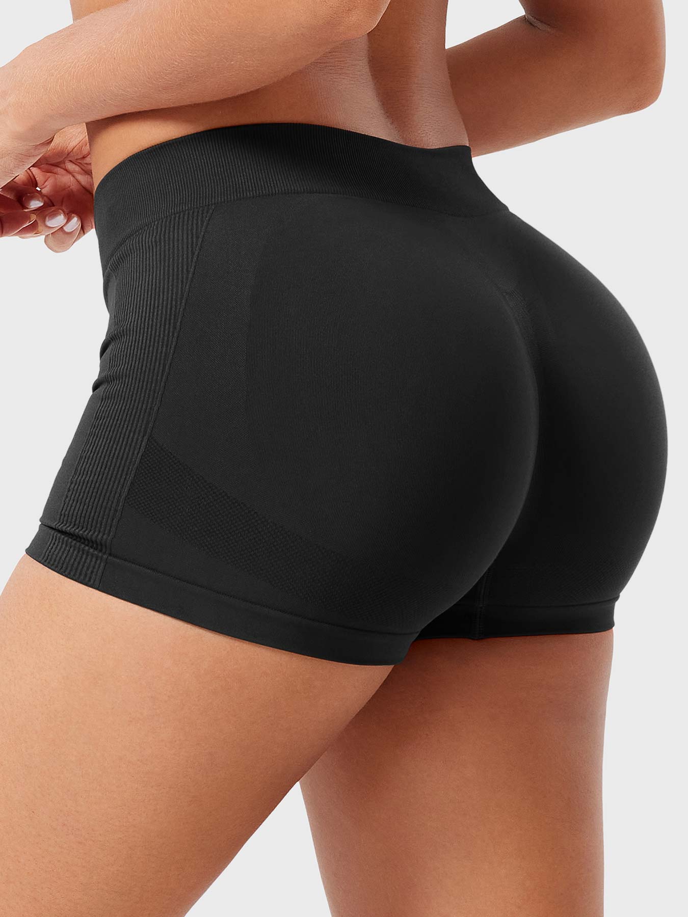 Velouré Myina 2.5" Low Rise Shorts