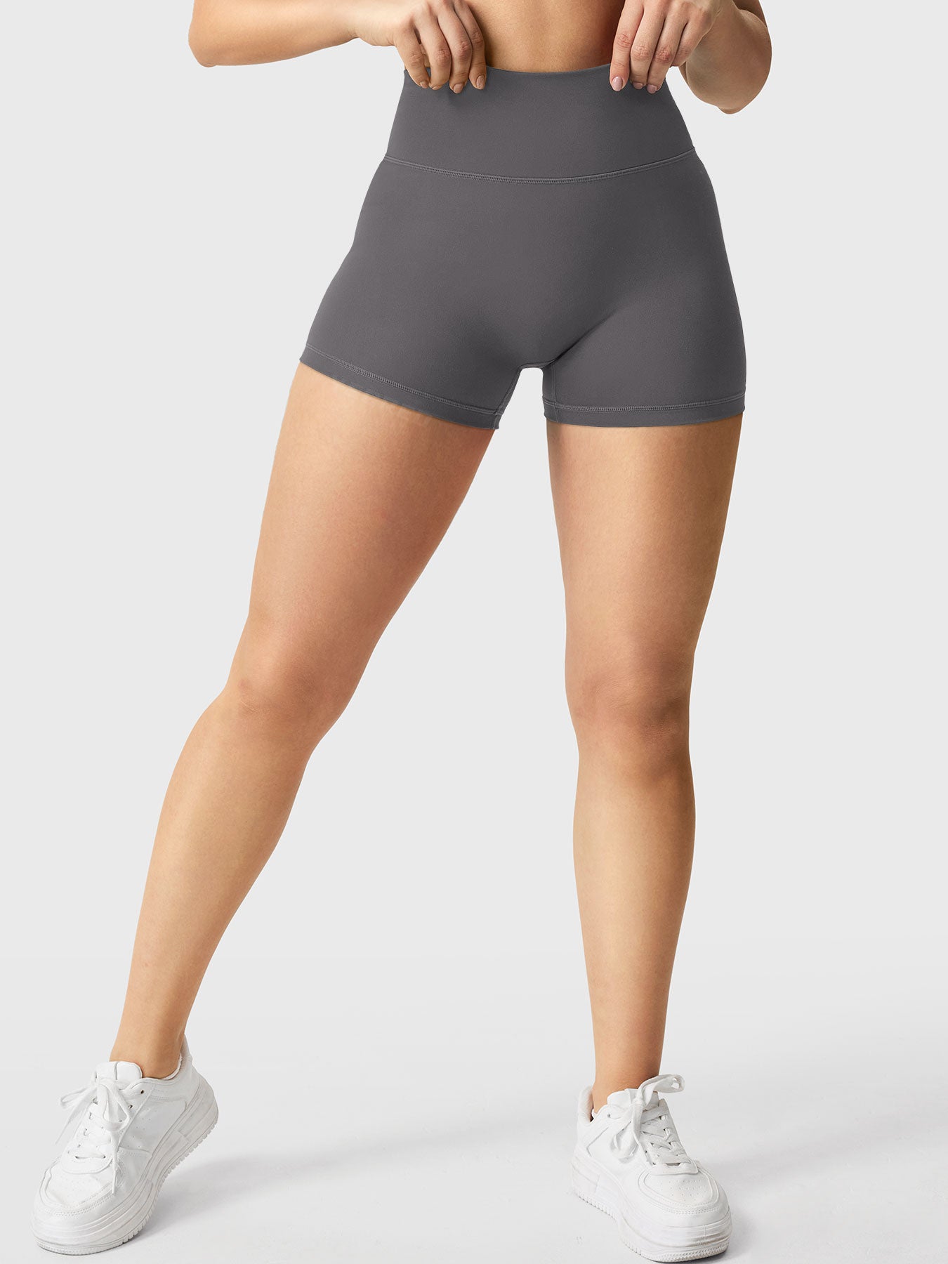 Velouré Elysina 2.5" Running Shorts