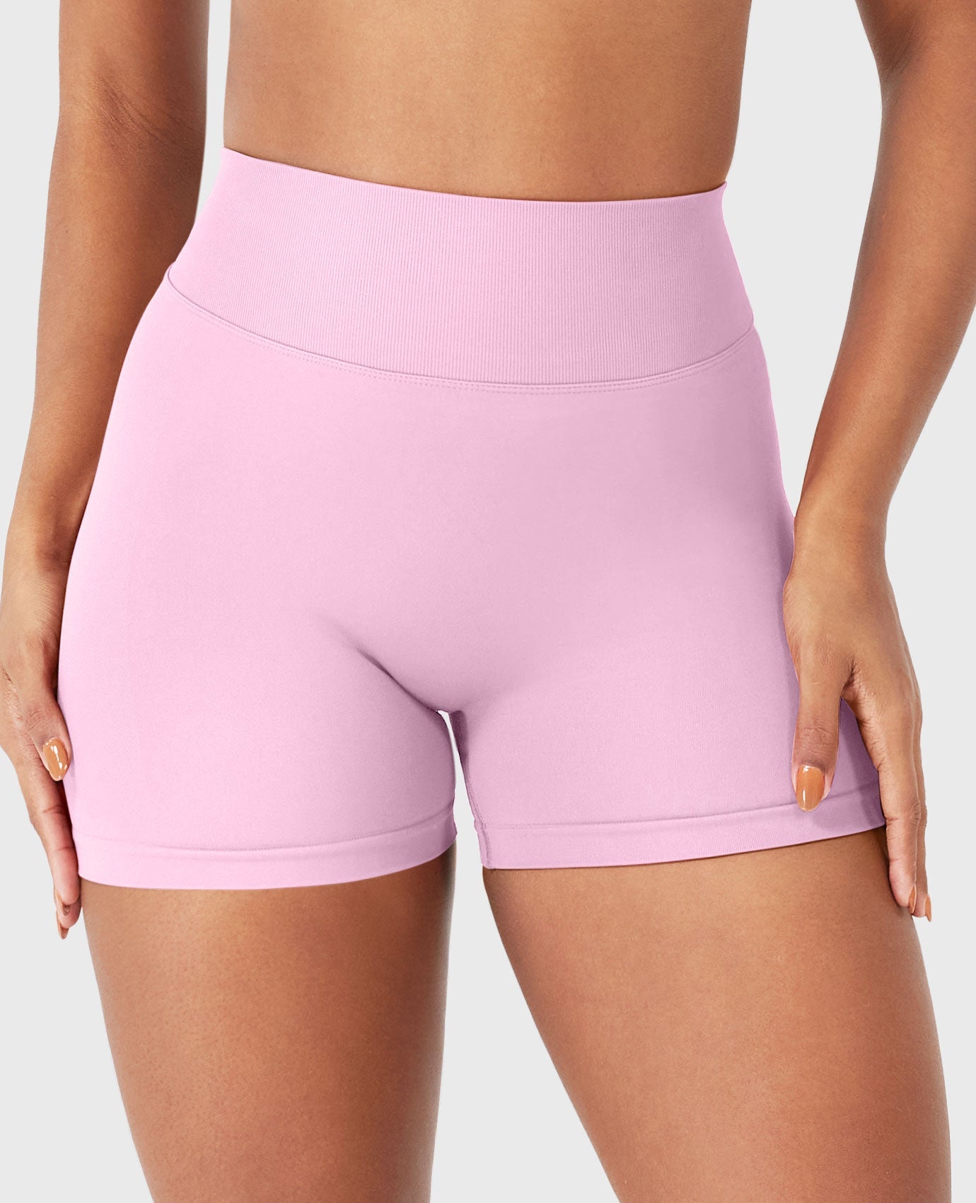 Velouré SoftHue 3.6" V-back Seamless Shorts