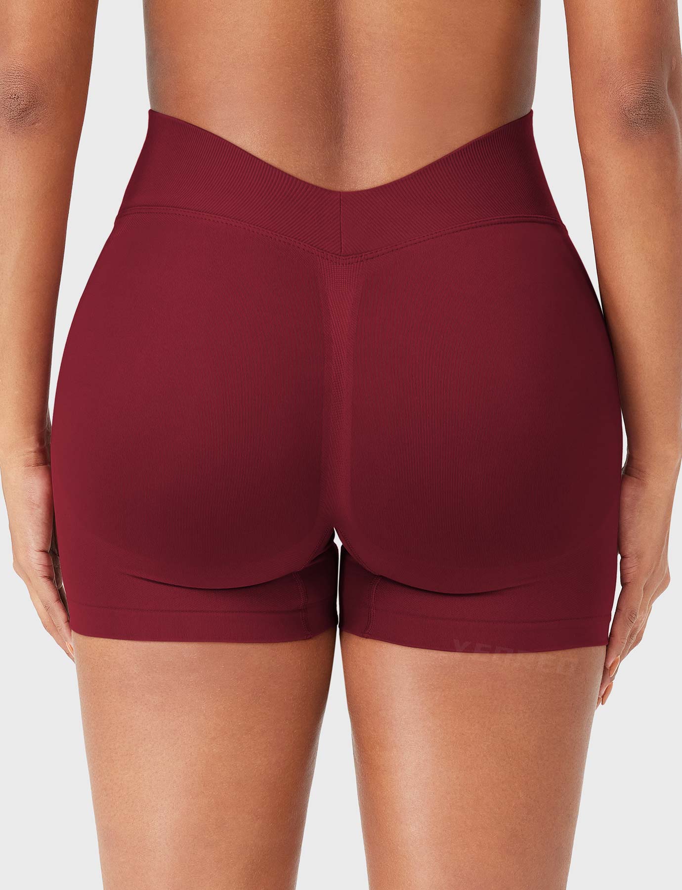 Velouré SoftHue 3.6" V-back Seamless Shorts