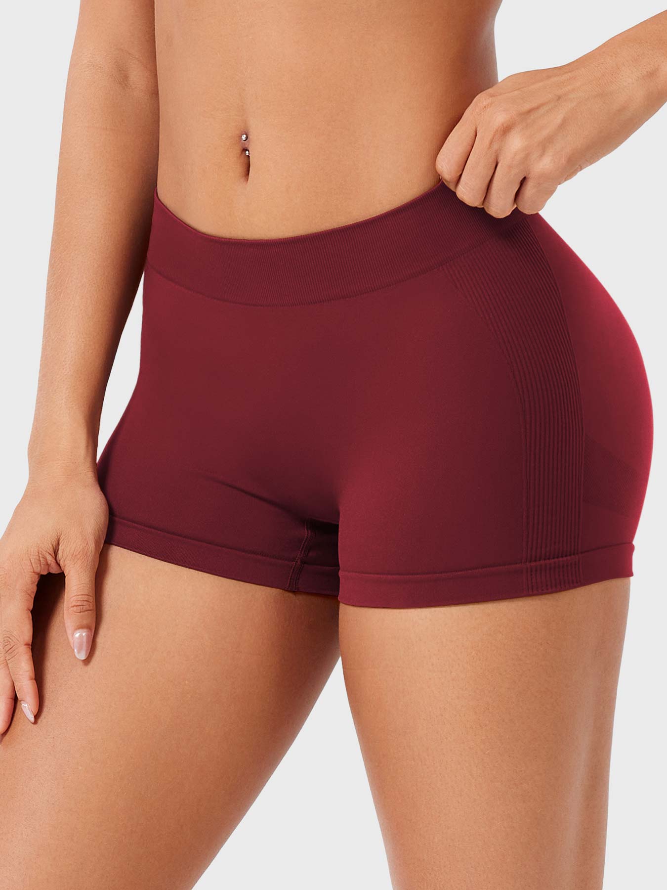 Velouré Myina 2.5" Low Rise Shorts