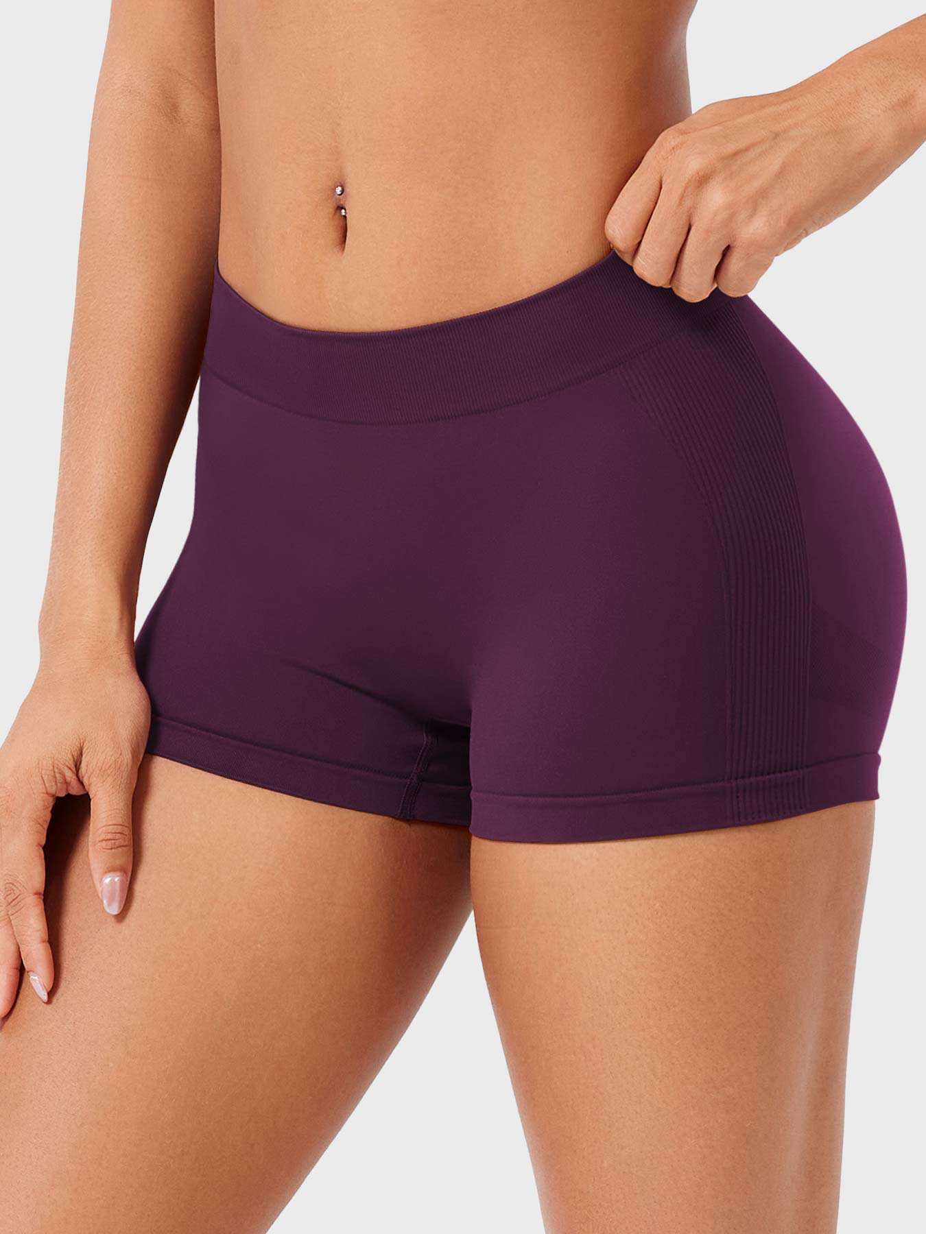 Velouré Myina 2.5" Low Rise Shorts